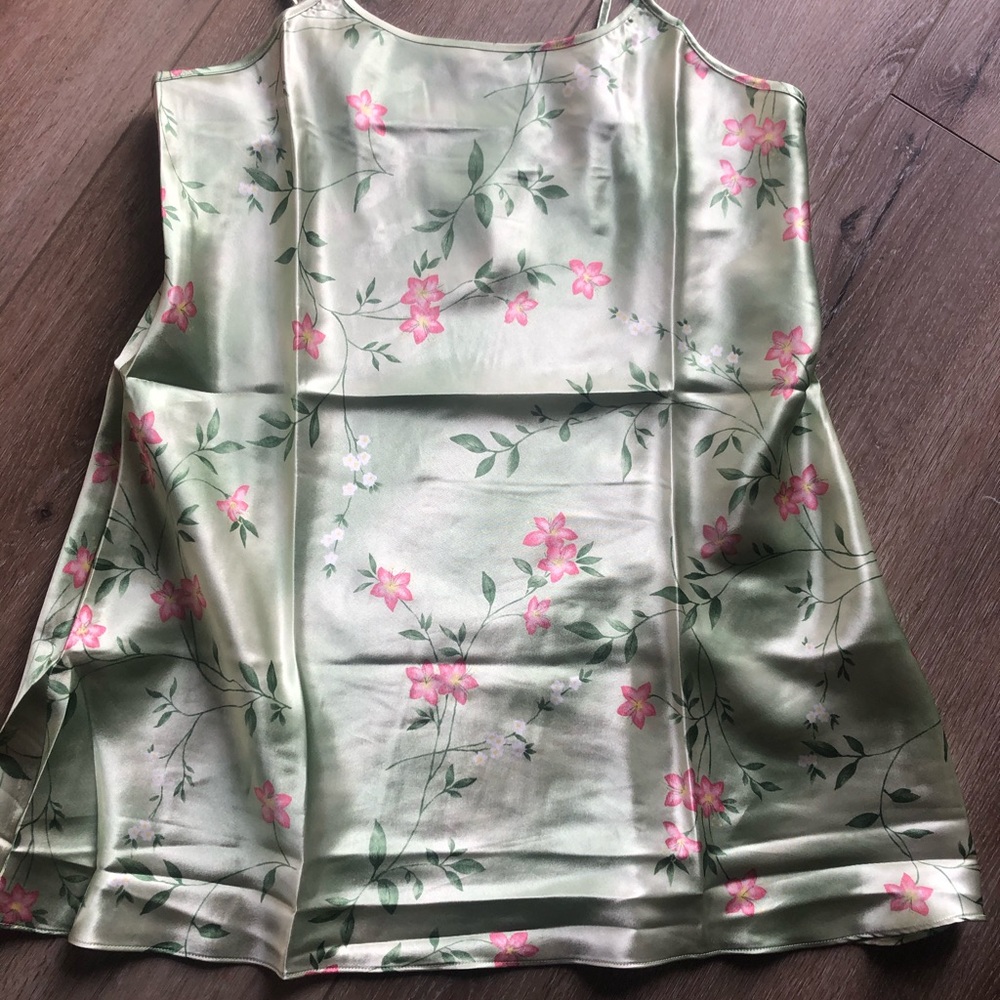 Short nightgown